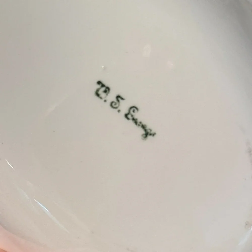 WS‎ George Vintage Oval Serving Bowl Pink Floral Camellia Scallop Gold Trim 9.5